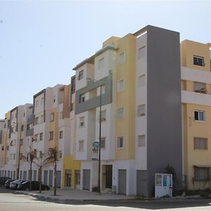 Res Elmers Imm 17 Appt 382 Dchiera Inzgane Apartment Agadir Exterior photo