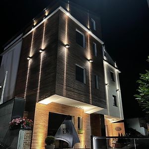 Domus Rosae Bed & Breakfast Potenza Exterior photo