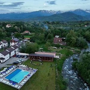 Domeniul Roa Hotel Avrig Exterior photo