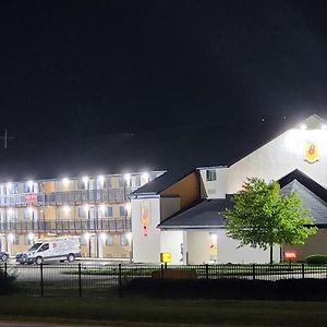 Super 8 By Wyndham Vandalia/Dayton International Airport Hotel Exterior photo