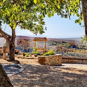 Complex Arbanashki Style-Panoramic View With Summer And Winter Terrace, Jacuzzi, Sauna, Children'S And Adult Area With Cinema Summer Hotel Veliko Tarnovo Exterior photo