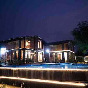 We Woods Farm Manesar, 6Br Lux King Beds, Pvt Pool Villa Gurgaon Exterior photo