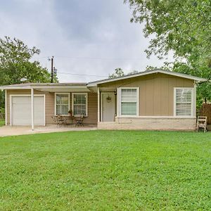 Victoria Home Near Downtown Fenced Yard And Grill! Exterior photo