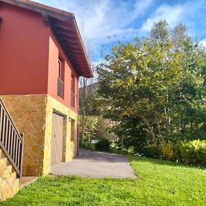 La Casa De Nuria Guest House Cangas de Onis Exterior photo