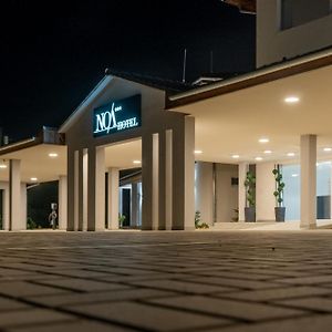 Noa Panzio Hotel Vecses Exterior photo