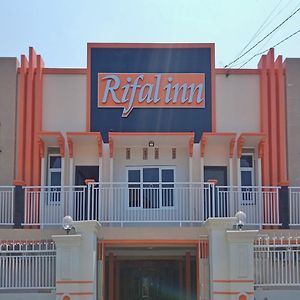 Rifal Inn Mitra Reddoorz Tegal  Exterior photo