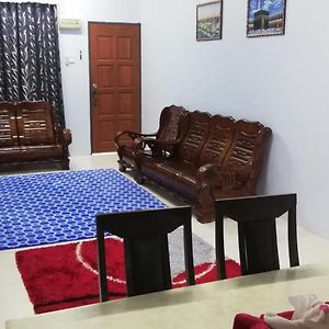 Hazim Homestay Pakej 1 Canglun Exterior photo