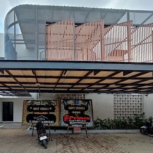 Urbanview Hotel Subali Purwokerto Exterior photo