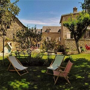 Le Clos Du Barry Bed & Breakfast Severac-l'Eglise Exterior photo