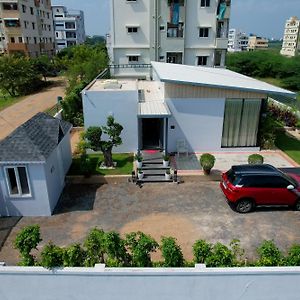 Le' Fairlawns Hotel Vijayawada Exterior photo