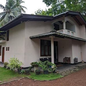 Delgahawattha Villa Unawatuna Exterior photo