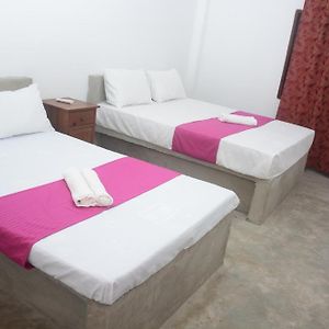 Nim Arana Guest Hotel Anuradhapura Exterior photo