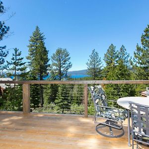 Beaver Lake View By Tahoe Getaways - Pet Friendly 3 Bedroom With Hot Tub, Wood Fireplace & Close To Skiing Kings Beach Exterior photo