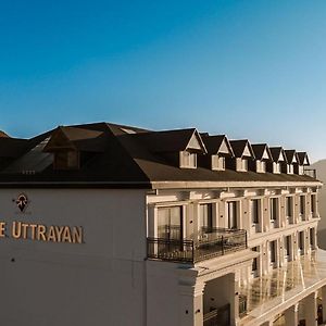 The Uttrayan - Luxury Meets Tranquility Hotel Kaliana Exterior photo