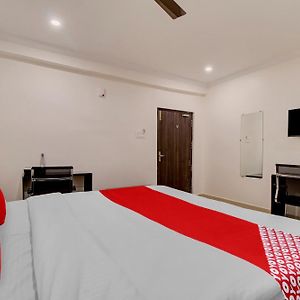 Hotel O Mn Stays Vijayawada Exterior photo