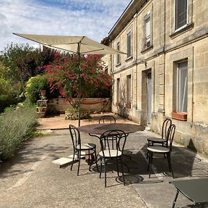 Maison De Campagne - La Belle Claudine Villa Laruscade Exterior photo