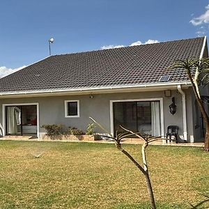 Aloe Tree Guest House Krugersdorp Exterior photo