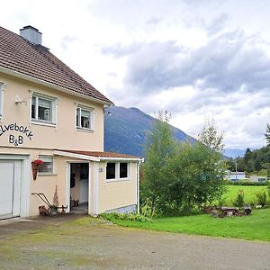 Elvebakk Bed & Breakfast Reed Exterior photo