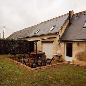 Gite charme en pierre à la campagne Villa Chouze-sur-Loire Exterior photo