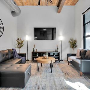 Industrial Loft Living 2Br 2Ba Apartment Greenville Exterior photo