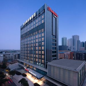 Hilton By Hampton Chengdu North Railway Station Hotel Exterior photo