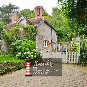 1 Apse Castle Cottage Shanklin Exterior photo