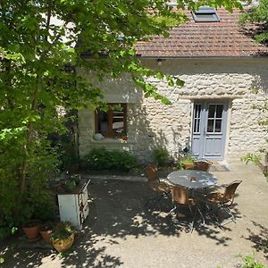 Location D'Une Maisonnette Au Coin Du Feu Hotel Mareil-sur-Mauldre Exterior photo