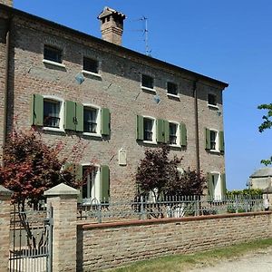 Casa Jolanda Bed & Breakfast Iolanda di Savoia Exterior photo