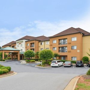 Courtyard Atlanta Suwanee Hotel Exterior photo