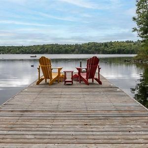 3Br Rebecca Lakehouse With Fireplace Wifi And Dock Villa Oxtongue Lake Exterior photo