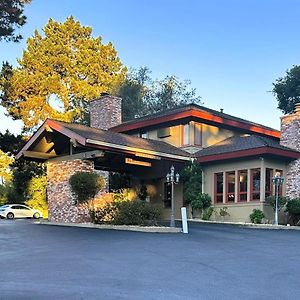 Comfort Inn Monterey Peninsula Airport Exterior photo