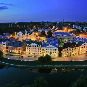 Golden Embankment Hotel Pskov Exterior photo