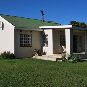 Moya Cottage Underberg Room photo