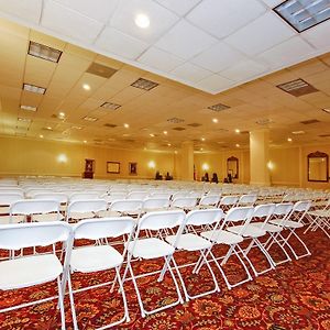 Quality Inn And Suites Conference Center Richmond Facilities photo