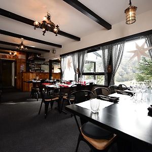 Black Bear Inn Thredbo Exterior photo