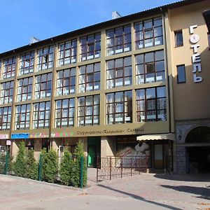 Misteriya Hotel Kharkov Exterior photo