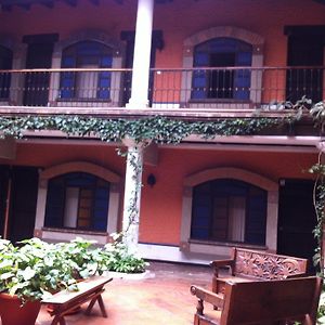 Alcazar De Dona Victoria Hotel Coban Exterior photo