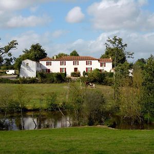 Le Logis De La Lande Hotel La Boissiere-des-Landes Exterior photo