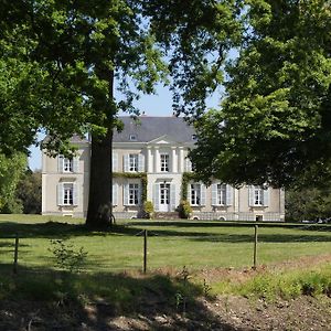 Demeure Les Montys Bed & Breakfast Haute-Goulaine Exterior photo