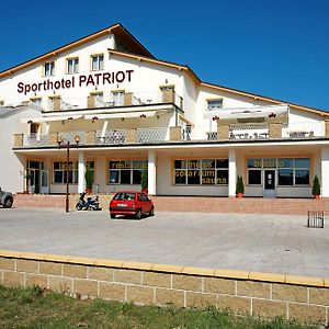 Sporthotel Patriot Ustek Exterior photo