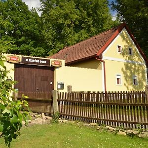 Pension U Staryho Dubu Jindrichuv Hradec Exterior photo