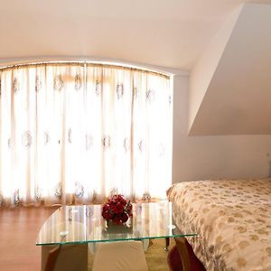 Guest Rooms Tivona Pazardzhik Room photo