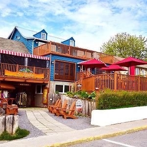 La Galouine Auberge Hotel Tadoussac Exterior photo