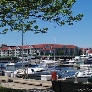 Doubletree By Hilton Racine Harbourwalk Hotel Exterior photo