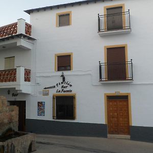 Pension La Fuente Hotel Yegen Exterior photo