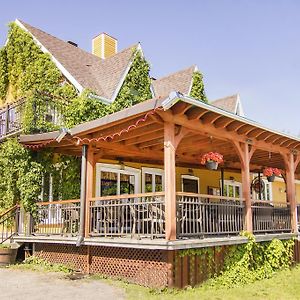 Auberge Au Soleil Levant Hotel Piopolis Exterior photo