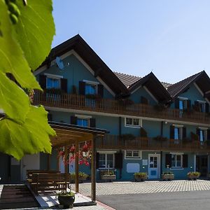 Hotel Altneudoerflerhof Bad Radkersburg Exterior photo