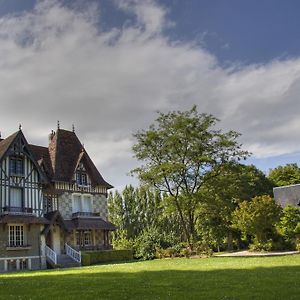 Le Clos Des Pommiers Bed & Breakfast Blainville-sur-Mer Exterior photo