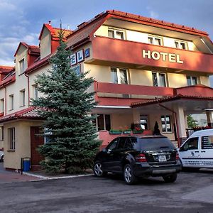Hotel Dodo Bilgoraj Exterior photo