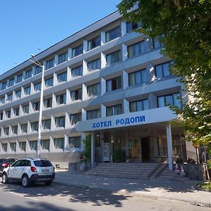 Rodopi Hotel Haskovo Exterior photo